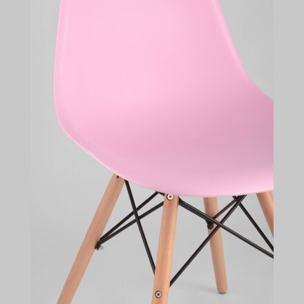 Стул Eames DSW розовый 