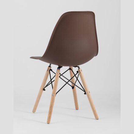 Стул Eames Style DSW коричневый (разборный каркас) 