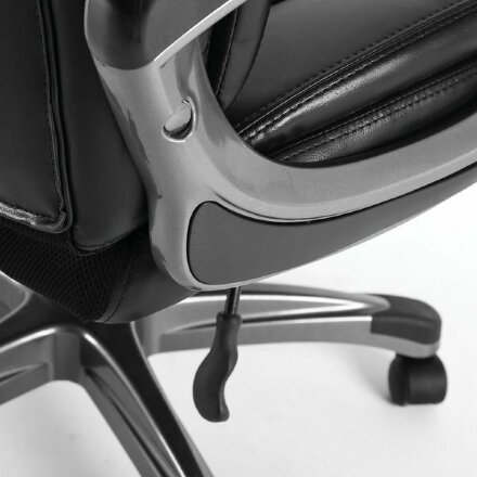 Кресло офисное BRABIX PREMIUM &quot;Solid HD-005&quot;, НАГРУЗКА до 180 кг, рециклированная кожа, черное, 531941 Черный
