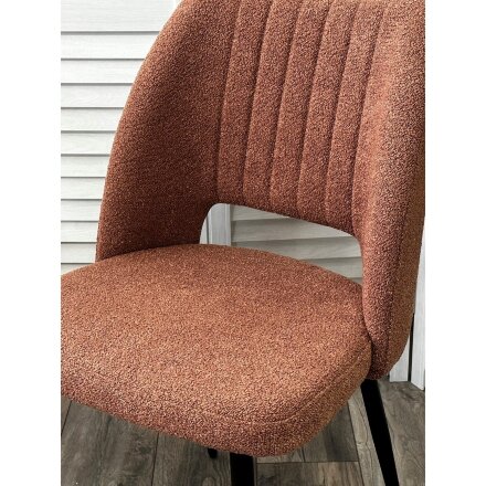 Стул LONDON UF995-05 карамельный, букле / черный каркас / Товарный знак DISAUR 
