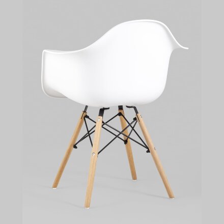 Стул Eames DAW белый 