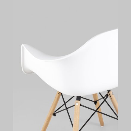 Стул Eames DAW белый 